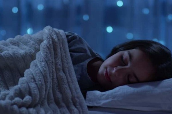 Beberapa Hal Buruk Saat Tidur Dengan Lampu Sedang Menyala
